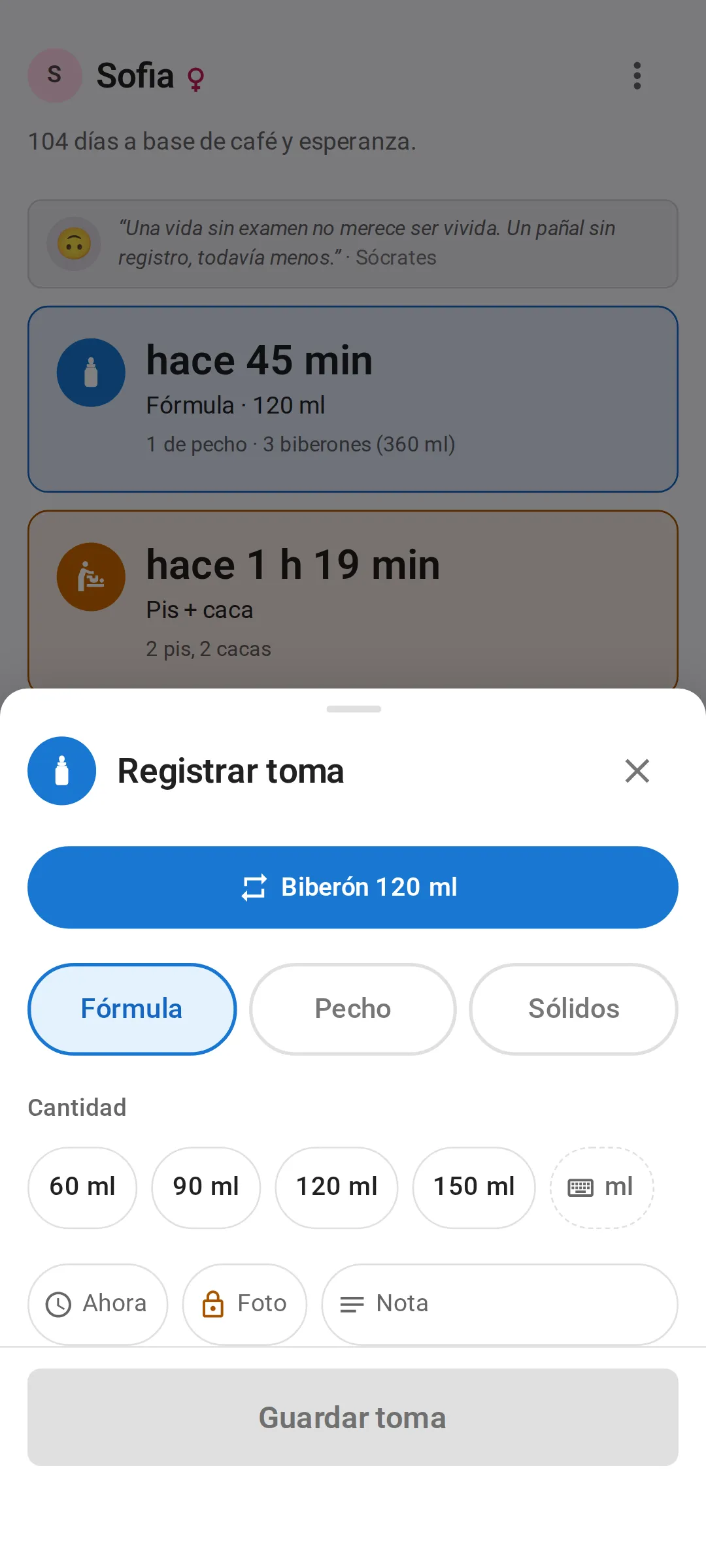 La hoja Registrar toma: un botón para repetir “Biberón 120 ml” con un toque, los selectores Fórmula, Pecho y Sólidos, y botones de cantidad de 60, 90, 120 y 150 ml.